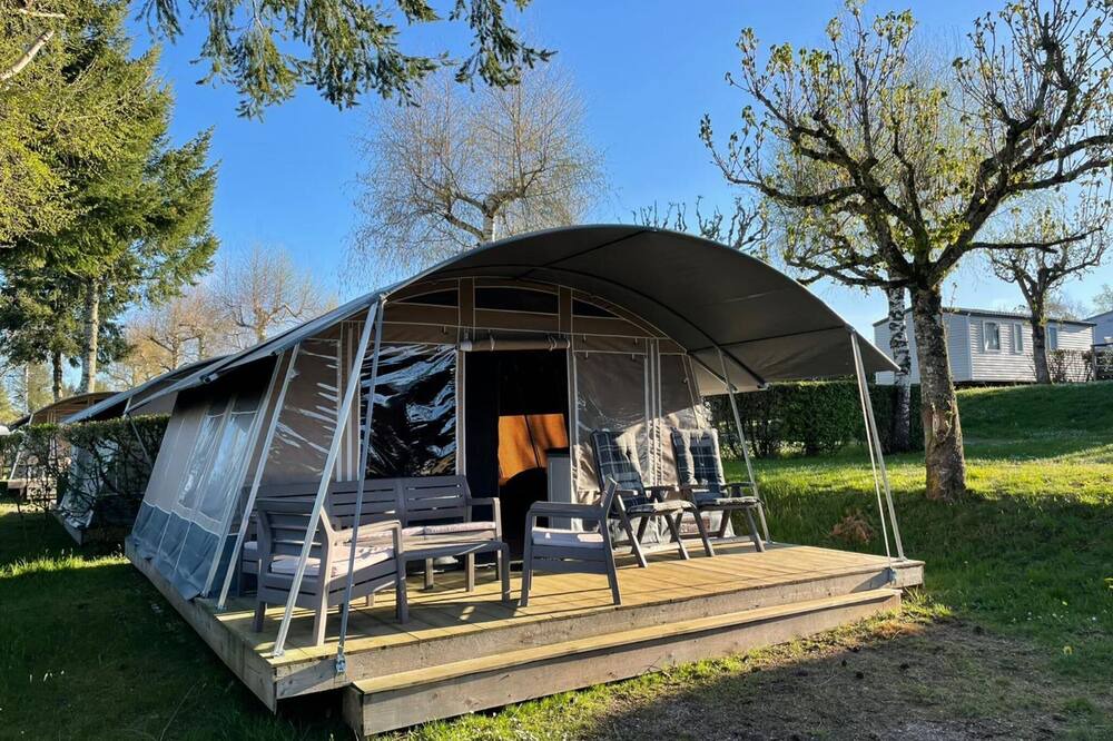 Photo of Outdoor in Salles-Curan