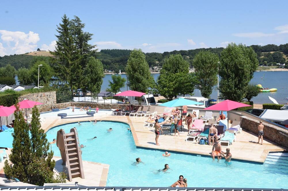 Photo of Others in Salles-Curan