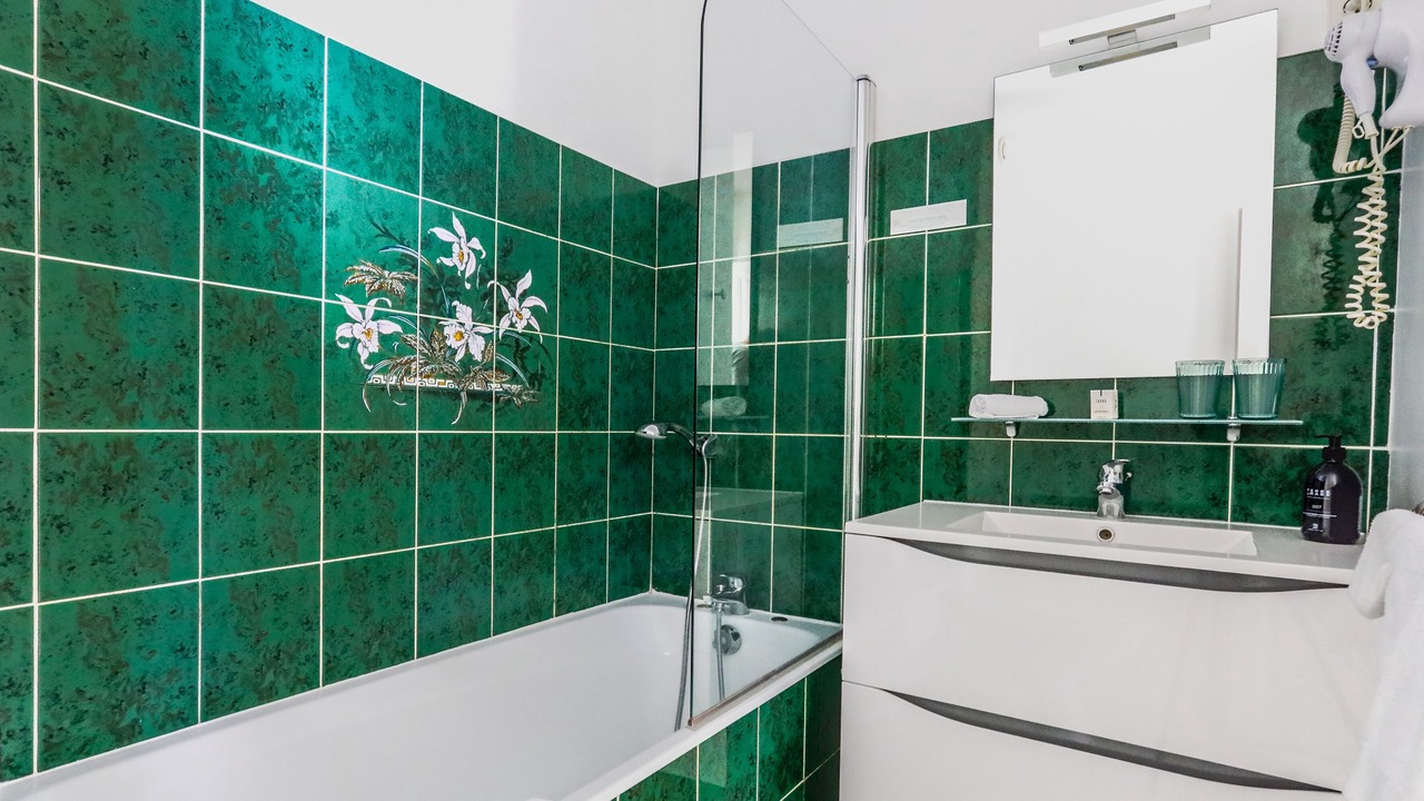 Photo of Bathroom in Flamanville