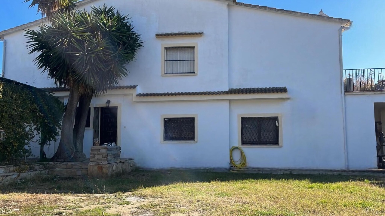 Photo of Outdoor in Albinyana