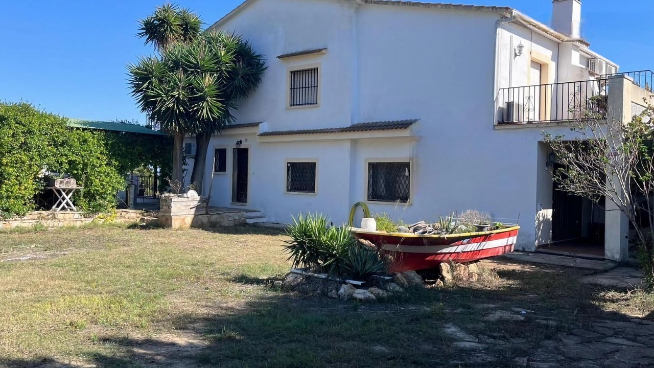 Photo of Outdoor in Albinyana