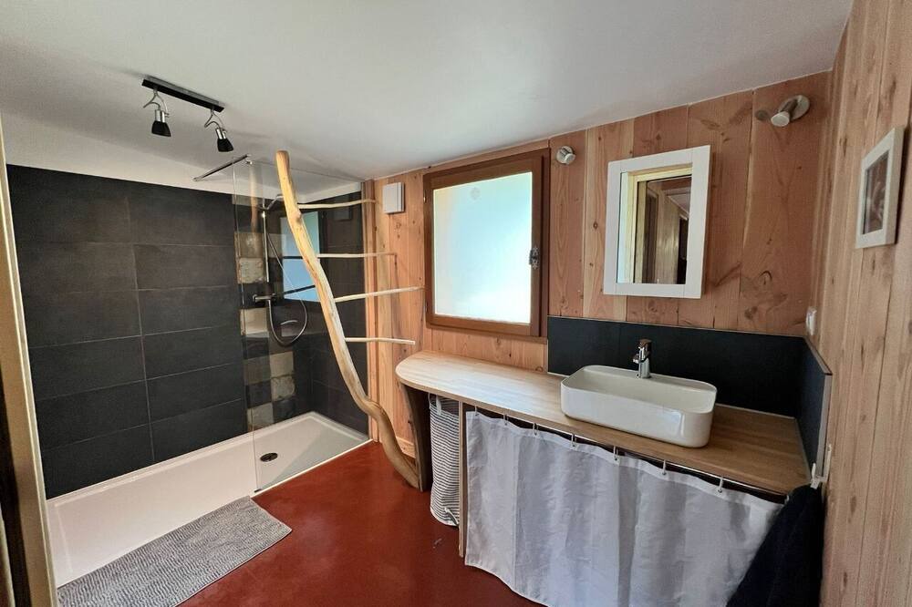 Photo of Bathroom in Boulc