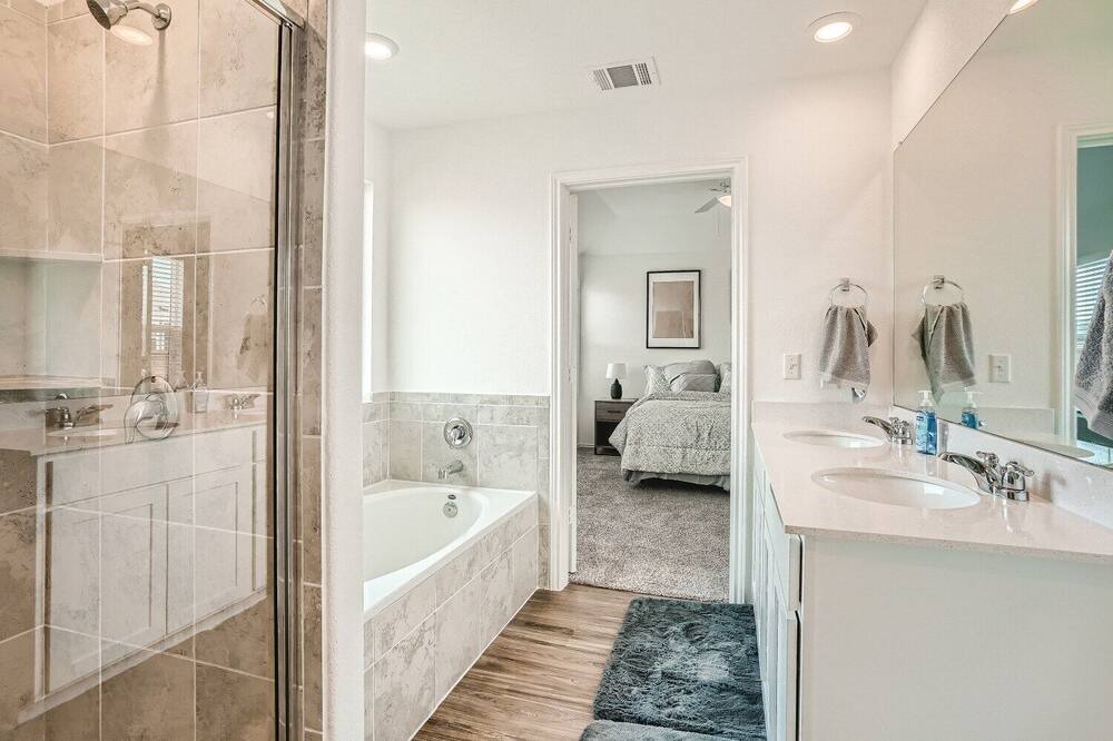 Photo of Bathroom in Buda