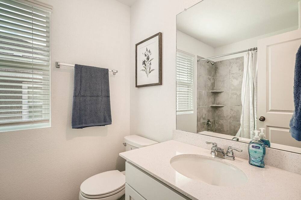 Photo of Bathroom in Buda
