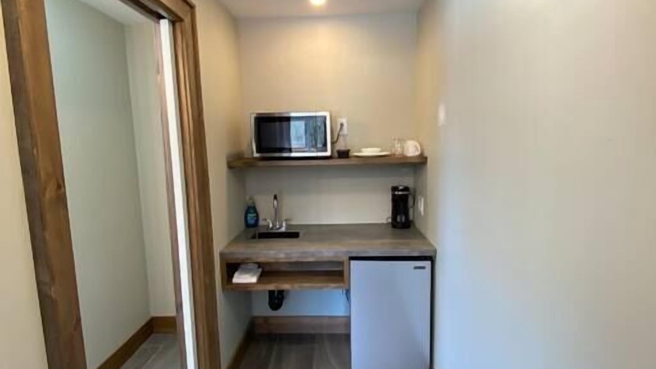 Photo of Kitchen in Algonquin Highlands