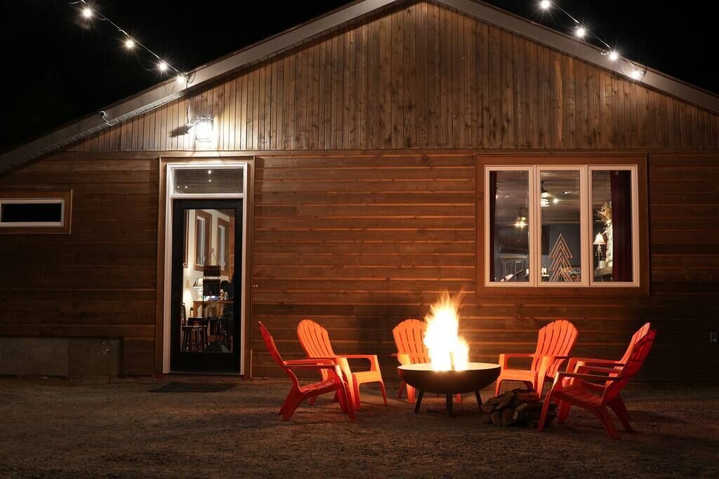 Photo of Patio Balcony in Algonquin Highlands