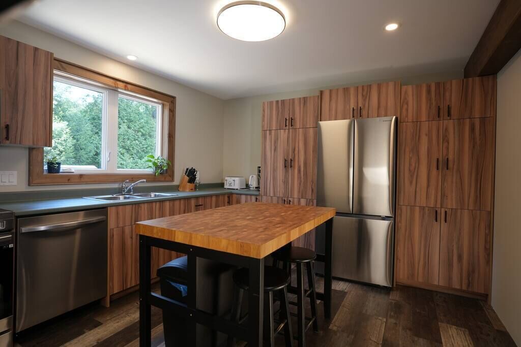Photo of Kitchen in Algonquin Highlands