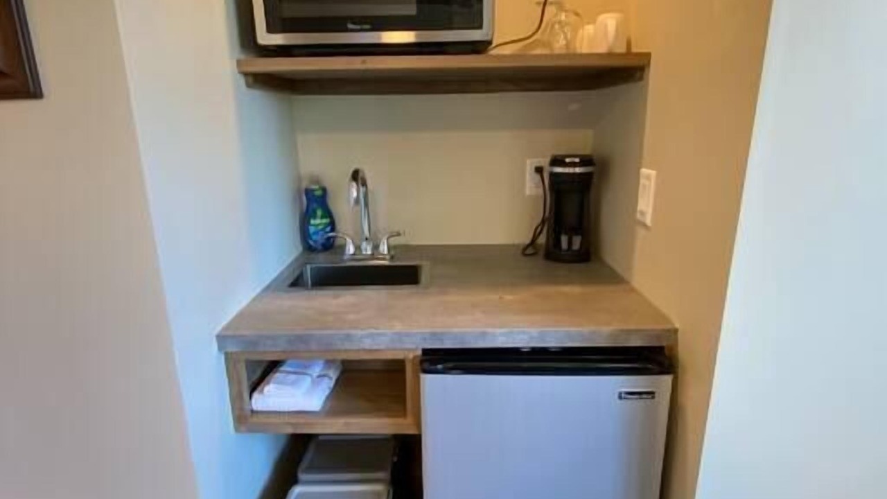 Photo of Kitchen in Algonquin Highlands