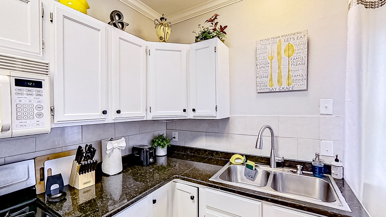 Photo of Kitchen in Midtown