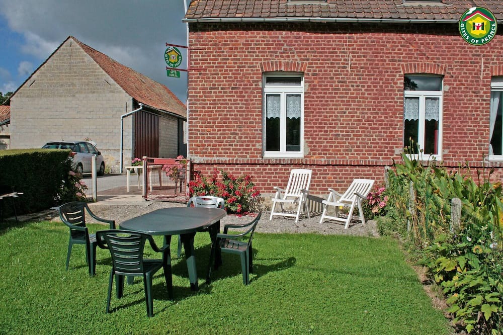 Photo of Outdoor in Henneveux
