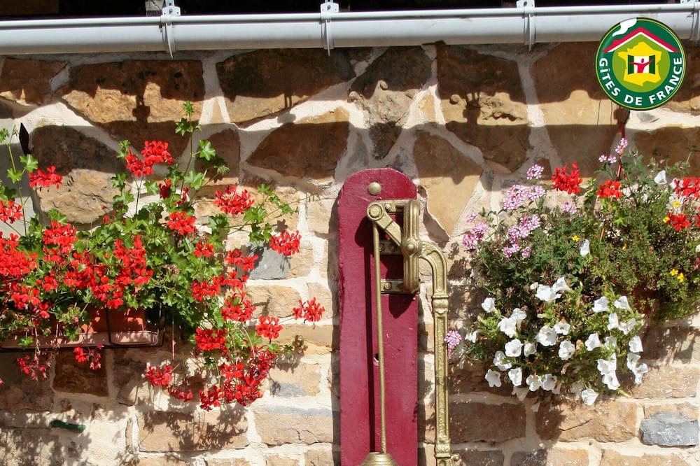 Photo of Outdoor in Henneveux