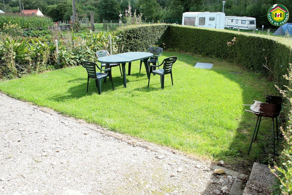 Photo of Outdoor in Henneveux