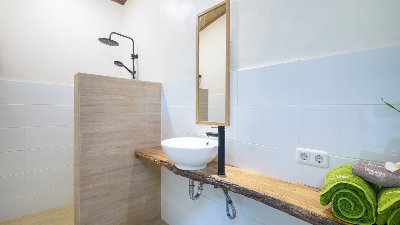 Photo of Bathroom in Manado
