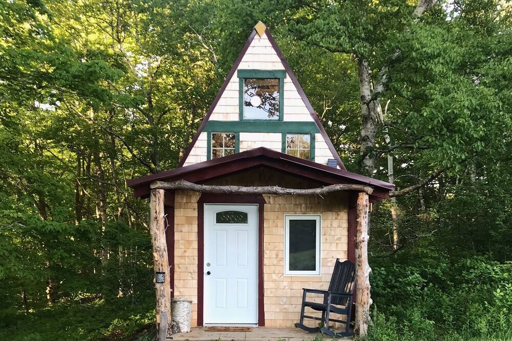 Photo of Bedroom in Annapolis County