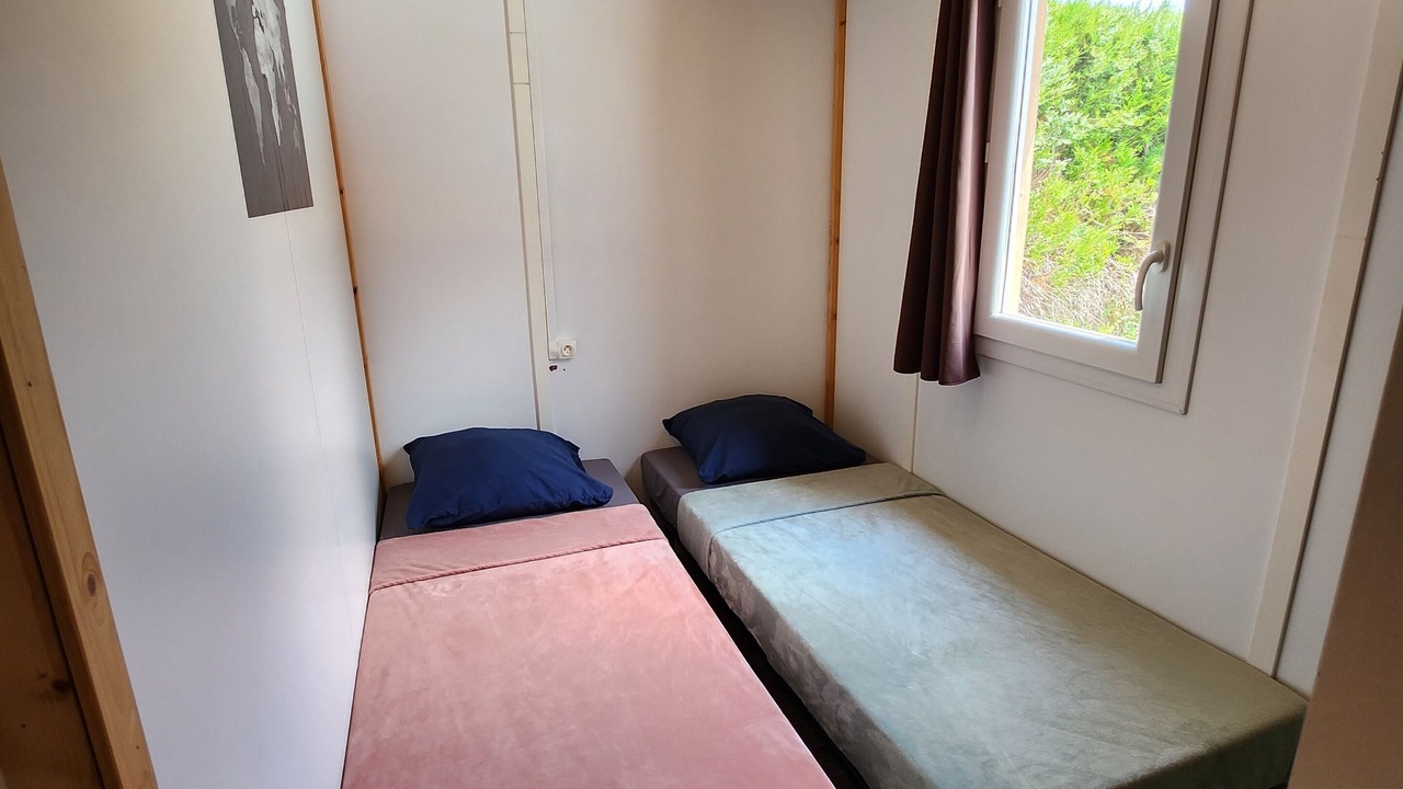 Photo of Others in Cieux