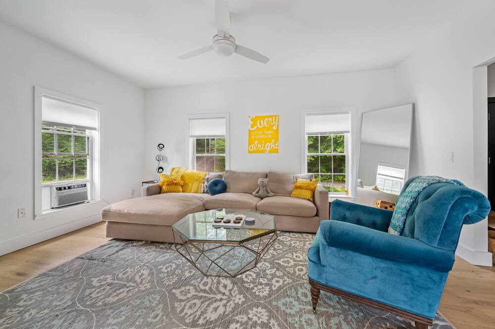 Photo of Livingroom in Kerhonkson