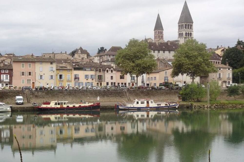 Photo of Others in Cuisery