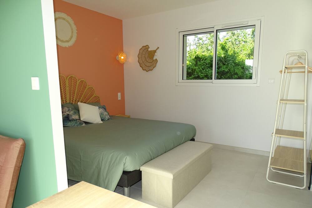 Photo of Bedroom in Cuisery