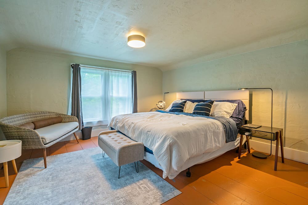 Photo of Bedroom in Fort Erie