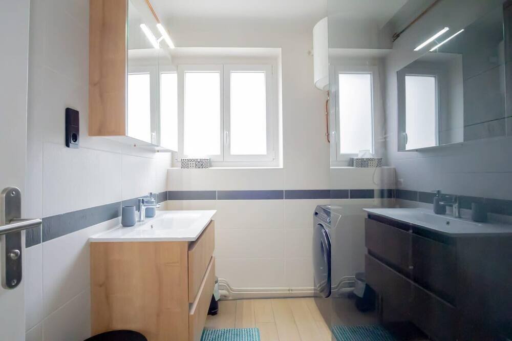 Photo of Kitchen in Haussonville-Blandan-Mon Desert-Saurupt