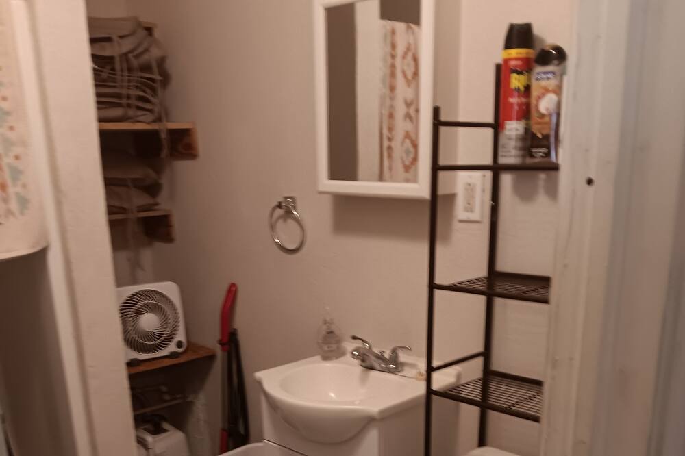 Photo of Bathroom in Hempstead