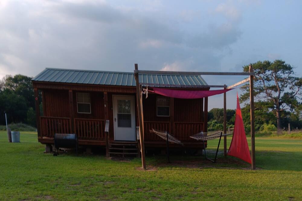 Photo of Outdoor in Hempstead