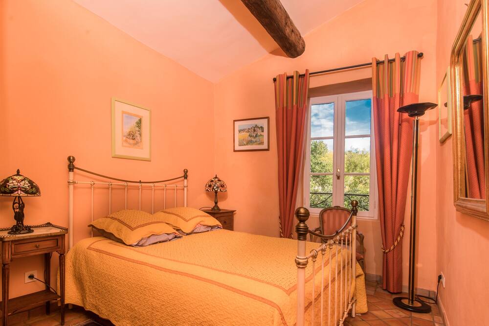 Photo of Bedroom in Saint-Vincent-sur-Jabron