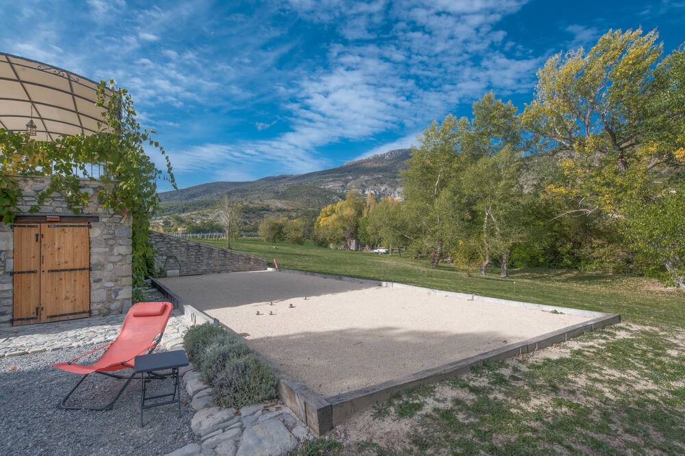 Photo of Outdoor in Saint-Vincent-sur-Jabron