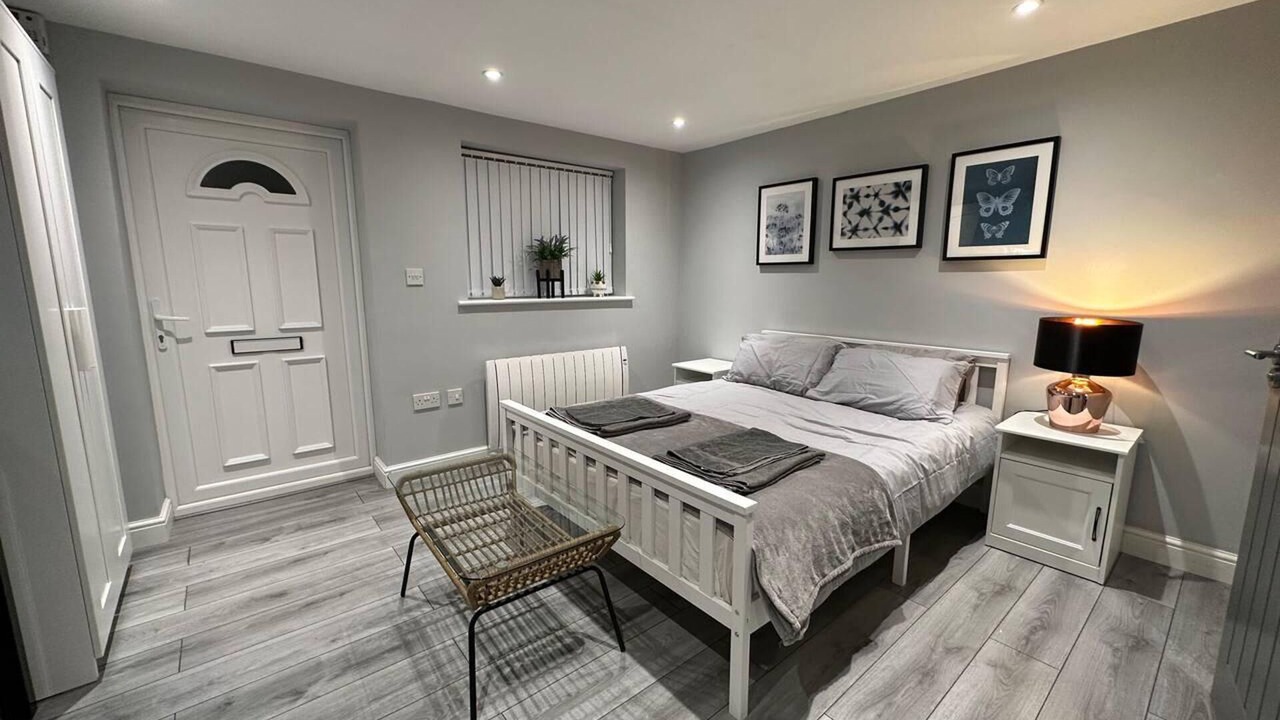 Photo of Others in Luton