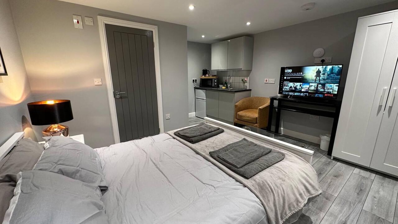 Photo of Others in Luton