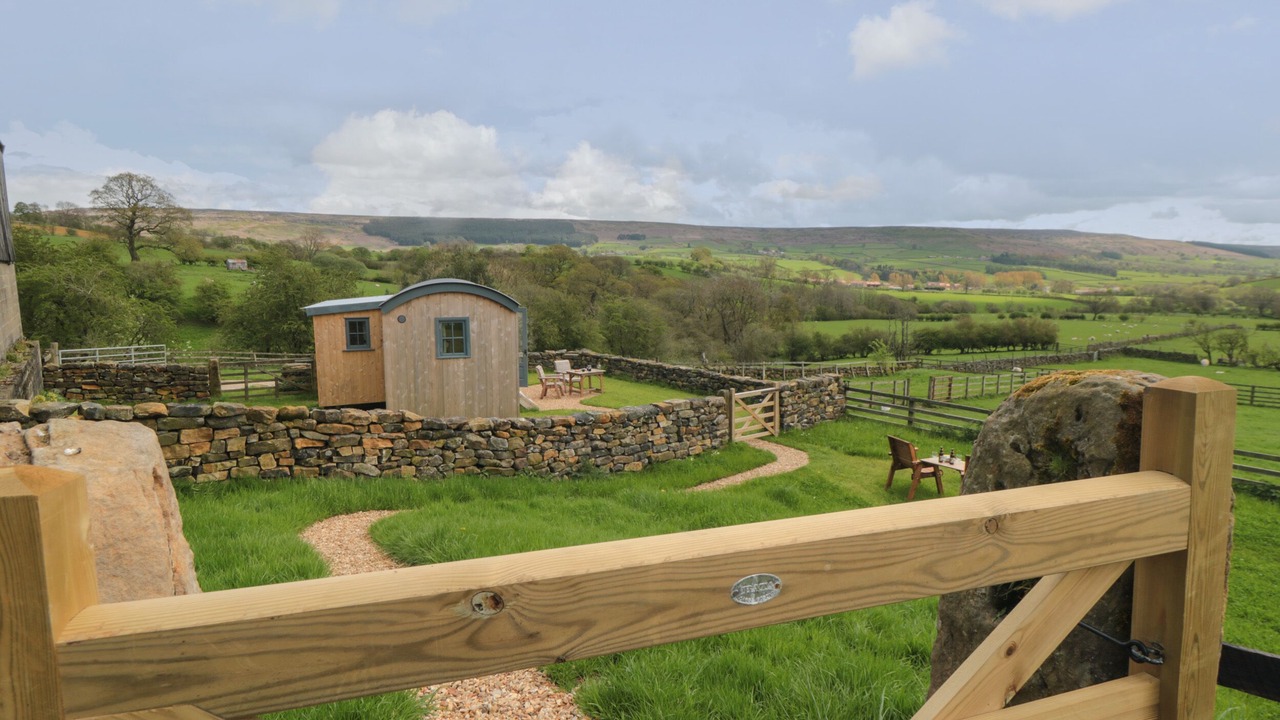 Photo of Outdoor in Chop Gate