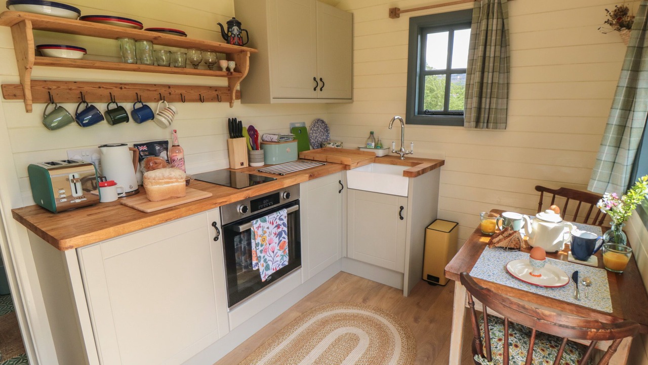 Photo of Others in Chop Gate