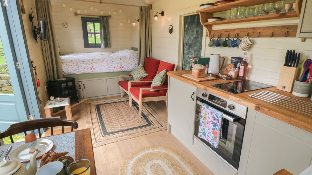 Photo of Others in Chop Gate