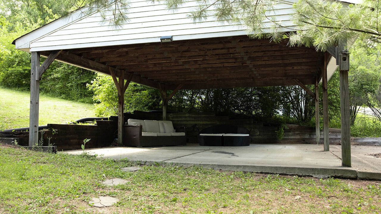 Photo of Outdoor in Treloar