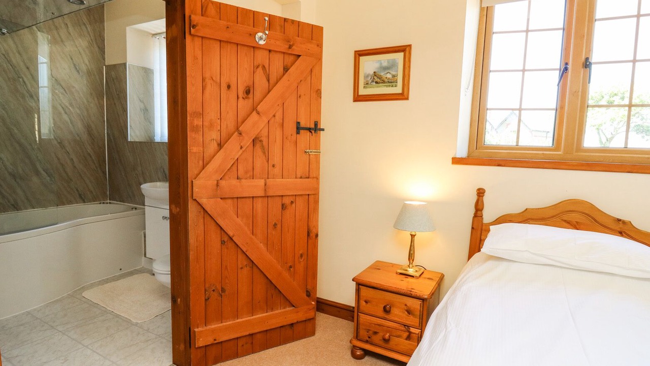 Photo of Others in Bryn-crug