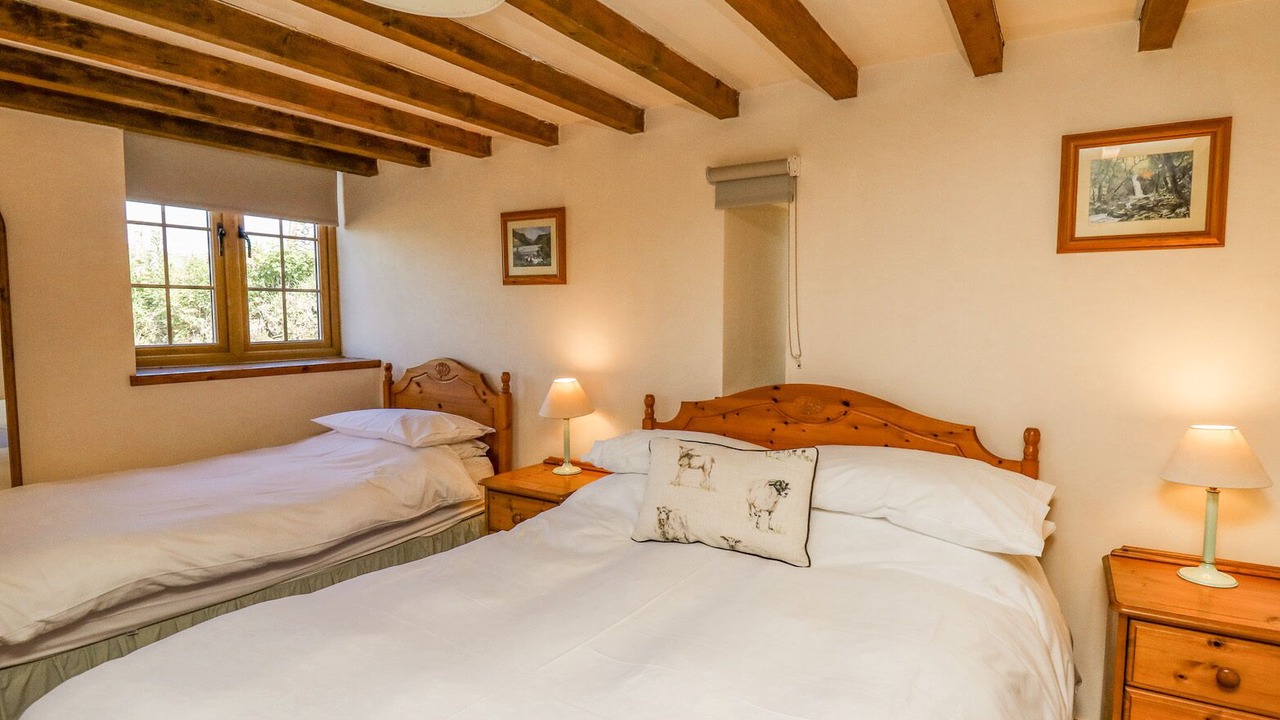 Photo of Others in Bryn-crug