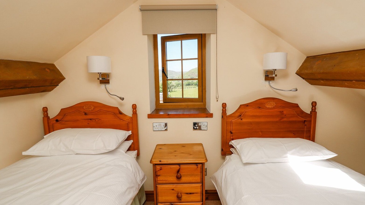 Photo of Others in Bryn-crug