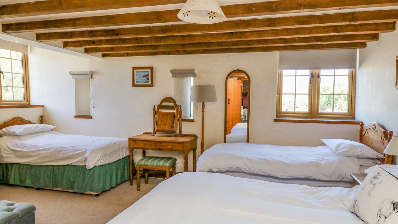 Photo of Others in Bryn-crug