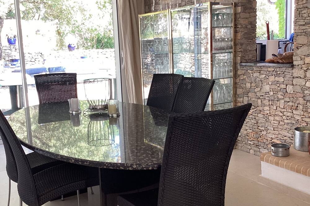 Photo of Others in Garrigues