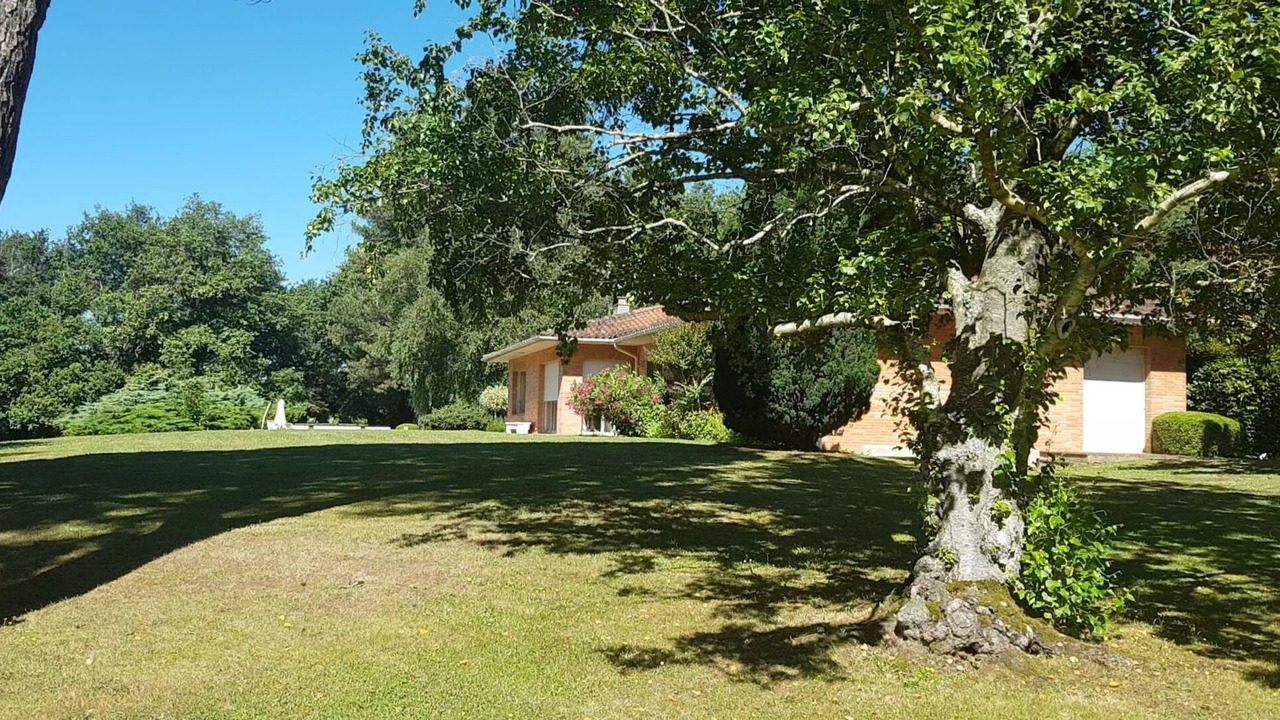 Photo of Outdoor in Pont-de-Larn