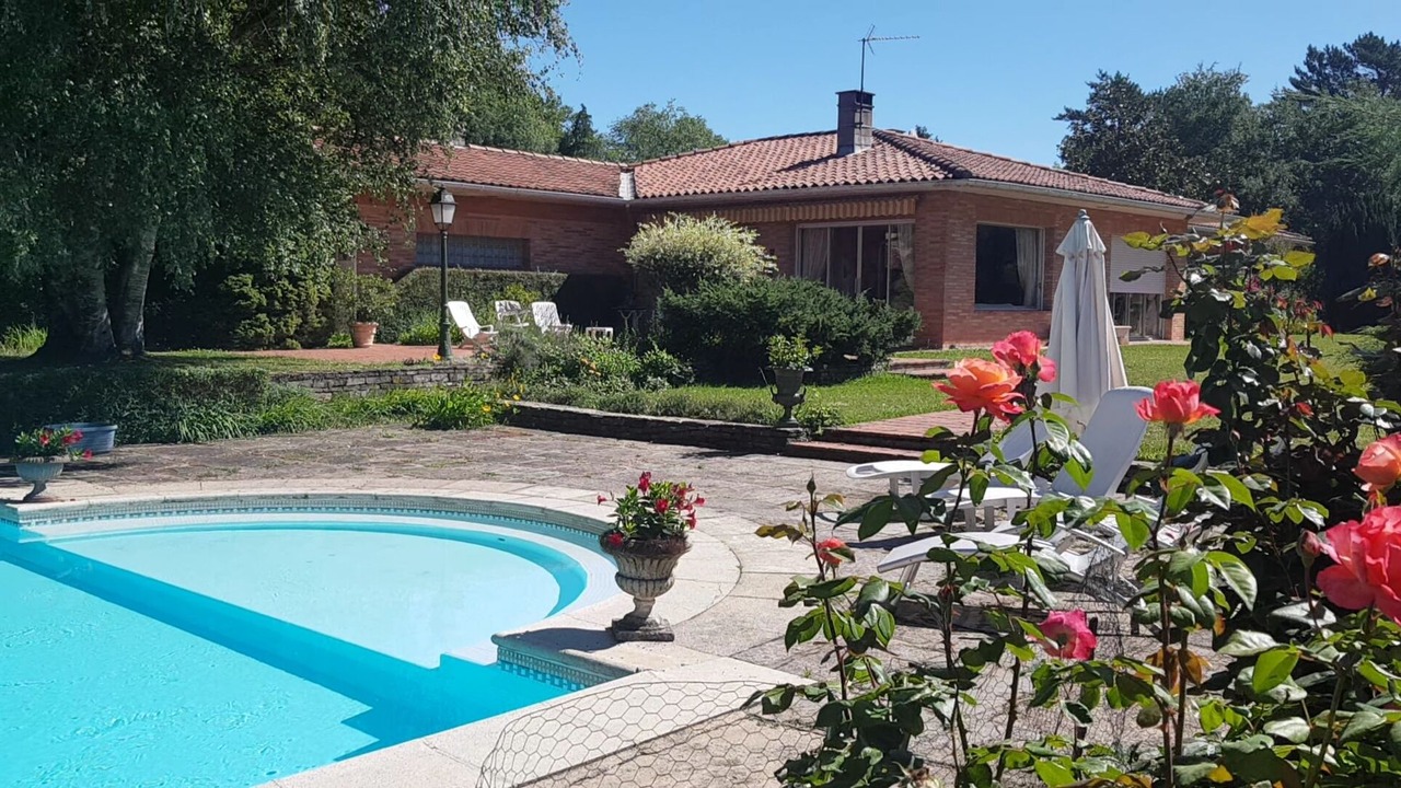 Photo of Outdoor in Pont-de-Larn