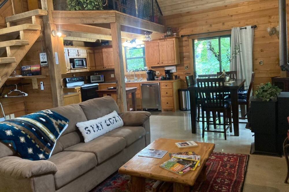 Photo of Livingroom in Kansas