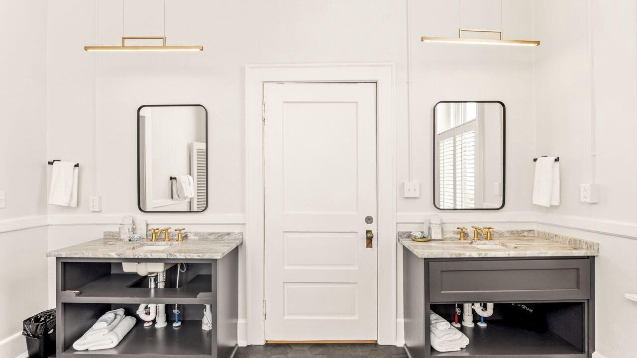 Photo of Bathroom in Valdosta