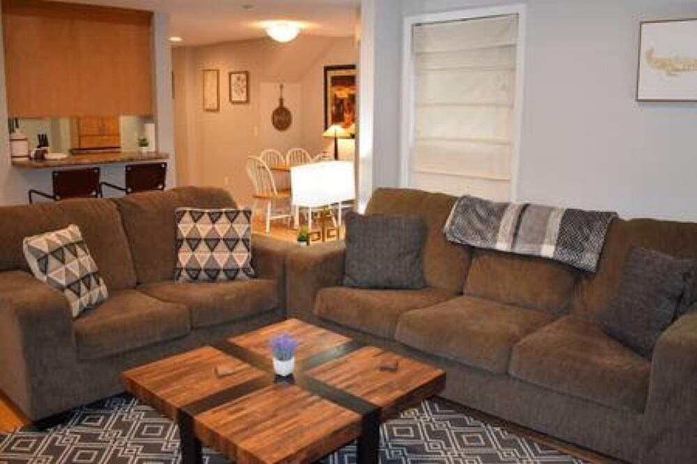 Photo of Livingroom in Sherman Hill