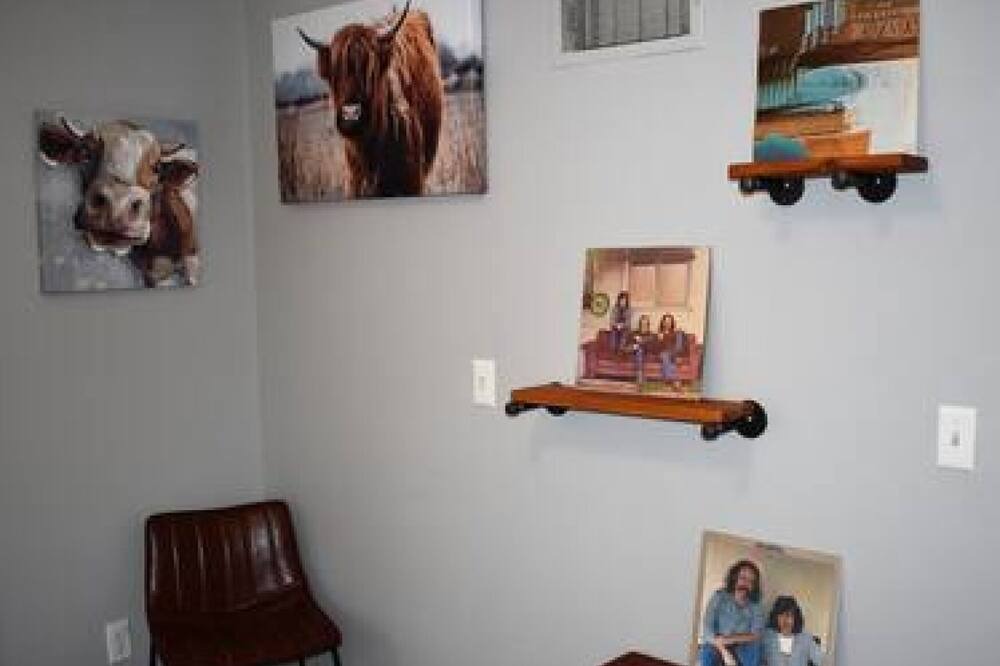 Photo of Others in Sherman Hill