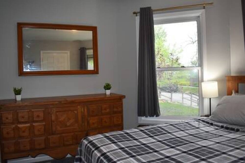 Photo of Bedroom in Sherman Hill