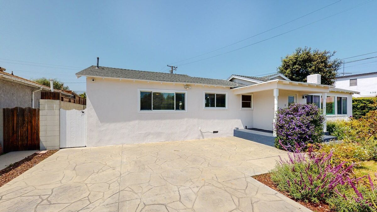 Photo of Outdoor in Del Rey