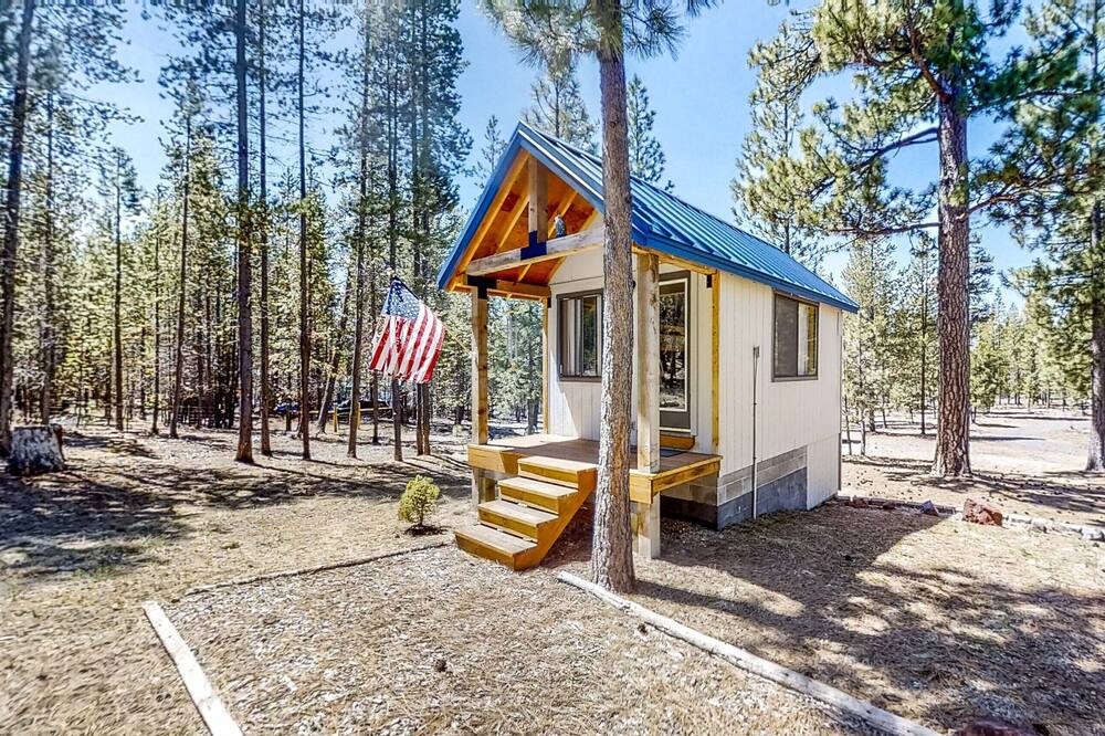 Photo of Others in Crescent