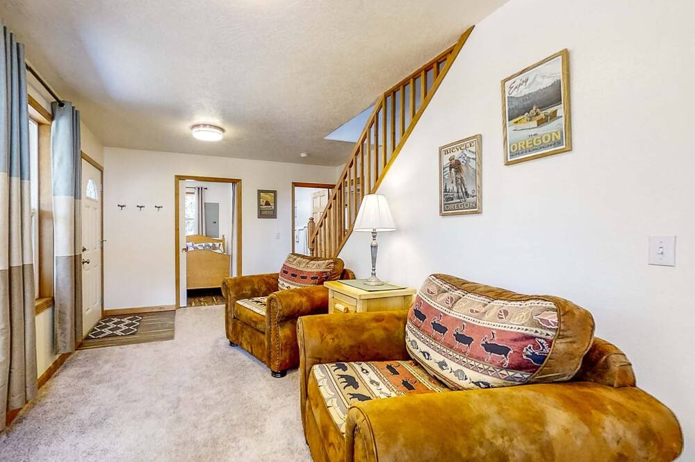 Photo of Others in Crescent