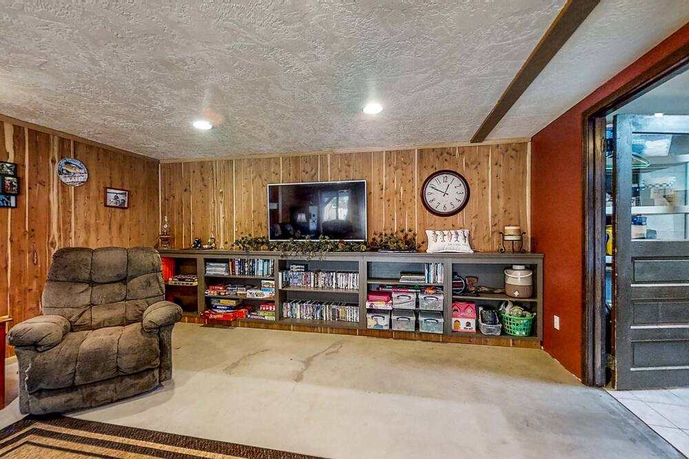 Photo of Others in Crescent